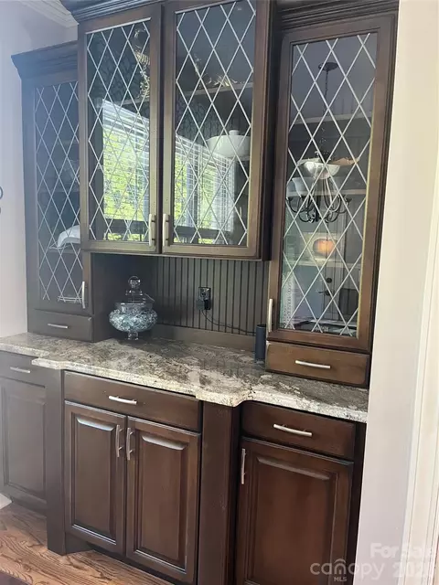 Kitchen - 5895 Bakers Pt, Hickory, NC 28602 photo 6 of 6