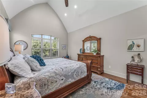 Bedroom - 5895 Bakers Pt, Hickory, NC 28602 photo 2 of 5