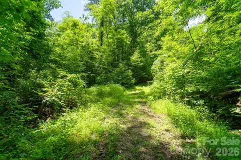 Indian Flats Drive, Sylva, NC 28779 photo 3