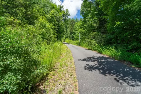 Indian Flats Drive, Sylva, NC 28779 photo 25
