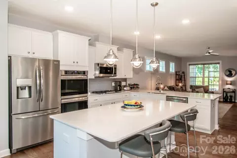 Kitchen - 13331 Caite Ridge Rd, Davidson, NC 28036 photo 3 of 5