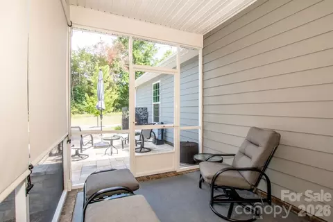 Exterior - 13331 Caite Ridge Rd, Davidson, NC 28036 photo 3 of 7