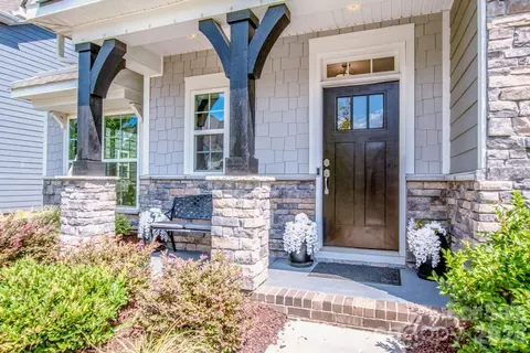 Exterior - 13331 Caite Ridge Rd, Davidson, NC 28036 photo 2 of 7