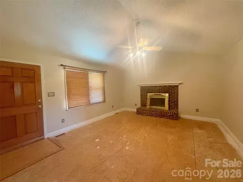 Living - 4105 Salem Pointe Dr, Monroe, NC 28110 photo 1 of 2