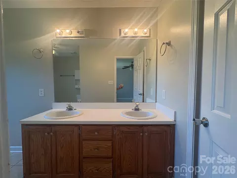 Bath - 4105 Salem Pointe Dr, Monroe, NC 28110 photo 1 of 3