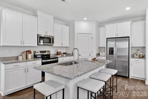 400 Silver Birch Ct, Shelby, NC 28152