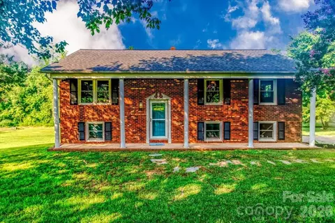 2910 Old Highway 60 Hwy, Ronda, NC 28670