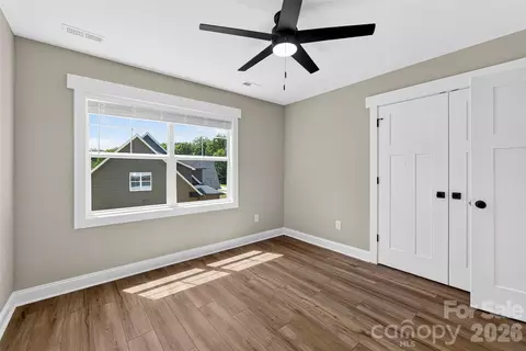 Bedroom - 5005 Oconee Dr, Stanley, NC 28164 photo 3 of 6