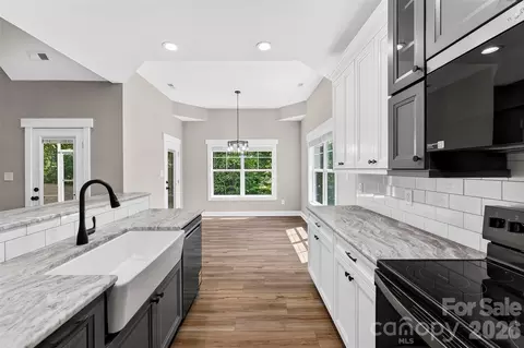Entry Way - 5005 Oconee Dr, Stanley, NC 28164 photo 1 of 3