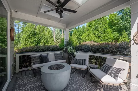 Exterior - 971 Castlewatch Dr, Fort Mill, SC 29708 photo 5 of 12