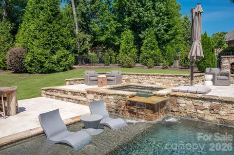Exterior - 971 Castlewatch Dr, Fort Mill, SC 29708 photo 6 of 12