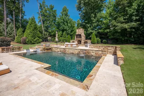 Exterior - 971 Castlewatch Dr, Fort Mill, SC 29708 photo 4 of 12