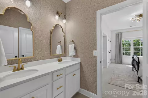 Bath - 971 Castlewatch Dr, Fort Mill, SC 29708 photo 5 of 5