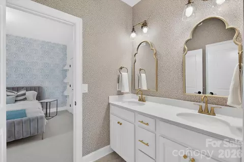 Bath - 971 Castlewatch Dr, Fort Mill, SC 29708 photo 4 of 5