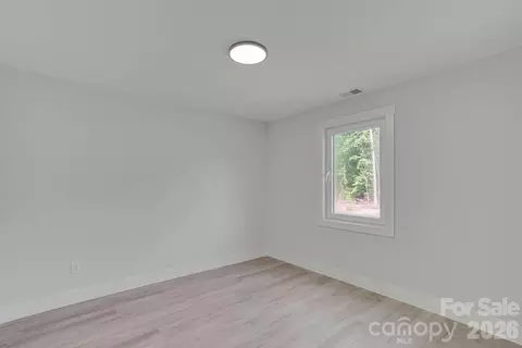 Bedroom - 4641 Graybirch Dr, Maiden, NC 28650 photo 3 of 6