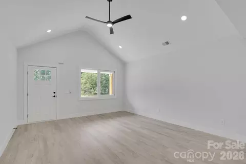Living - 4641 Graybirch Dr, Maiden, NC 28650 photo 3 of 4