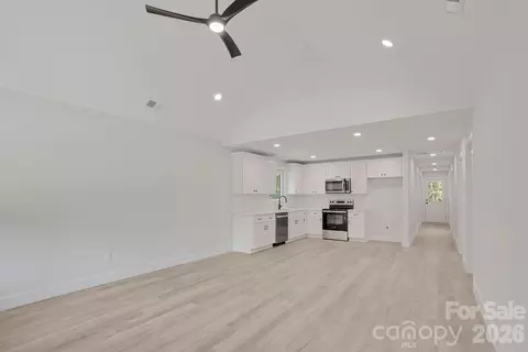 Living - 4641 Graybirch Dr, Maiden, NC 28650 photo 2 of 4