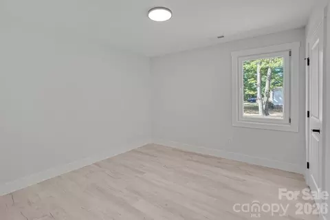 Bedroom - 4641 Graybirch Dr, Maiden, NC 28650 photo 1 of 6