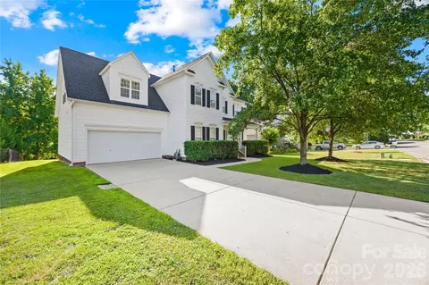 195 Harris Farm Rd, Mooresville, NC 28115