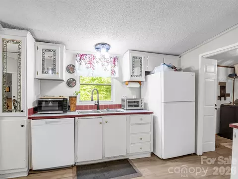 Kitchen - 771 Bishop Ln, Mill Spring, NC 28756 photo 4 of 4
