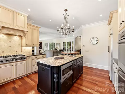 Kitchen - 2320 Brawinal Ct, Monroe, NC 28110 photo 5 of 6