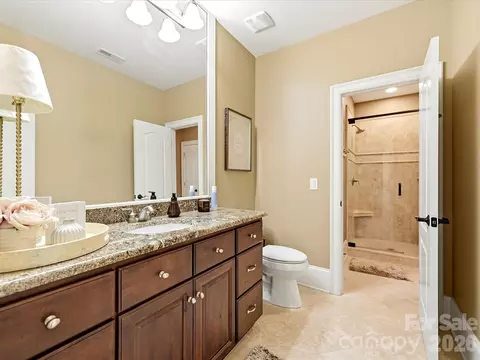 Bath - 2320 Brawinal Ct, Monroe, NC 28110 photo 4 of 5