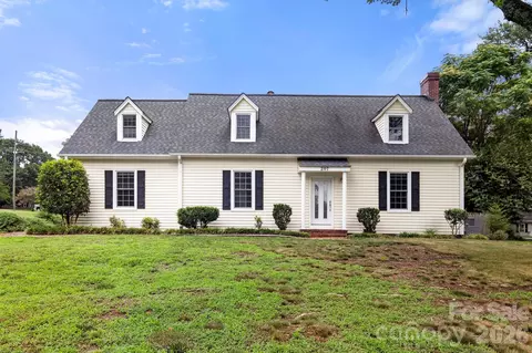207 Edgemont Dr, Shelby, NC 28150