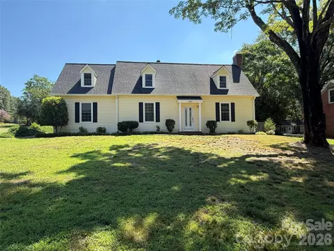 207 Edgemont Dr, Shelby, NC 28150