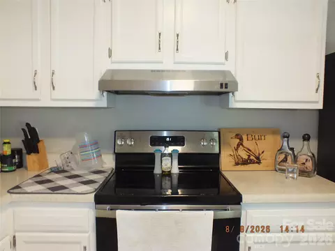 Kitchen - 2274 White Pine Ct, Lancaster, SC 29720 photo 1 of 4