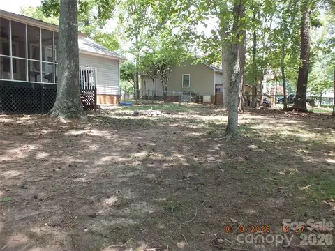 Exterior - 2274 White Pine Ct, Lancaster, SC 29720 photo 3 of 9