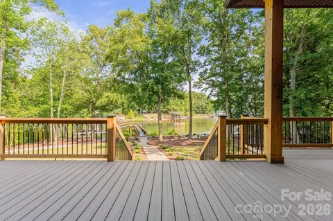 8806 Hearthstone Ct, Terrell, NC 28682 photo 29