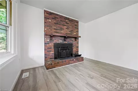 Living - 11526 Us Highway 421, Purlear, NC 28665 photo 2 of 3