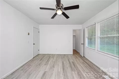 Bedroom - 11526 Us Highway 421, Purlear, NC 28665 photo 1 of 5