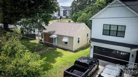 405 W Cama St, Charlotte, NC 28217