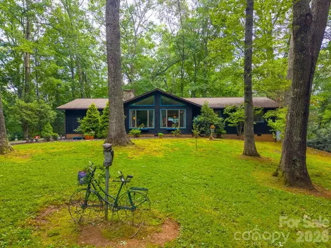 278 Crocus Ln, Sylva, NC 28779 photo 1