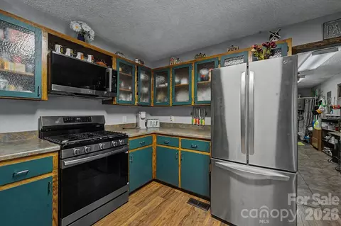 278 Crocus Ln, Sylva, NC 28779 photo 14