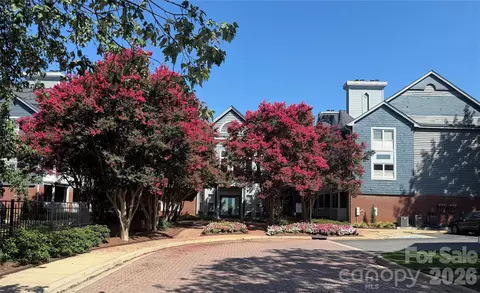 525 N Graham 2e St #2E, Charlotte, NC 28202