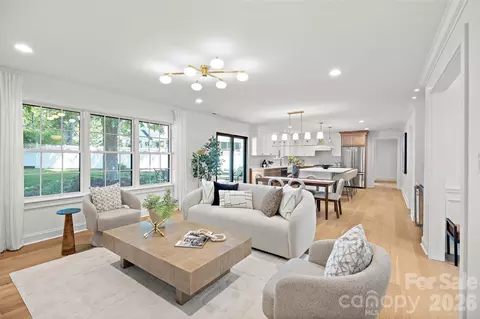 839 Montford Dr, Charlotte, NC 28209