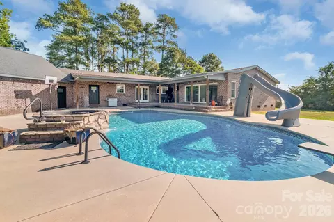 Exterior - 2248 Willie Usher Rd, Lancaster, SC 29720 photo 6 of 7