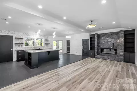 Living - 2248 Willie Usher Rd, Lancaster, SC 29720 photo 2 of 3