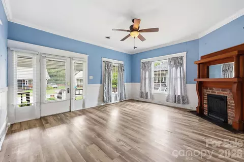 Living - 117 Wiley Ave, Salisbury, NC 28144 photo 3 of 5