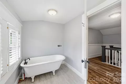 Bath - 117 Wiley Ave, Salisbury, NC 28144 photo 5 of 5
