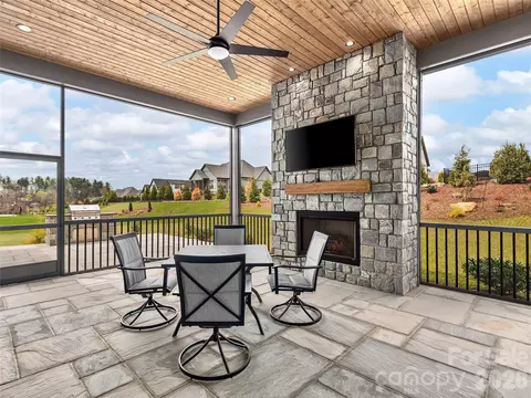 Exterior - 696 Daniel Circle Dr, Mills River, NC 28759 photo 2 of 7