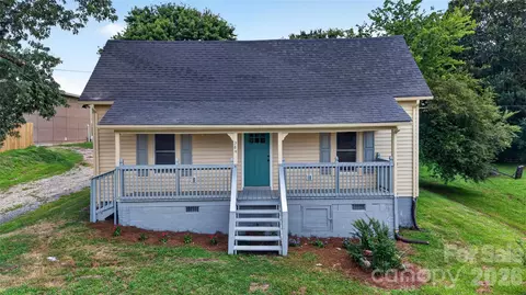 384 Grace Nw Ave NW, Concord, NC 28027