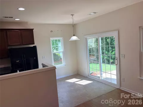 305 Sandy Spring Ln, Clover, SC 29710 photo 9