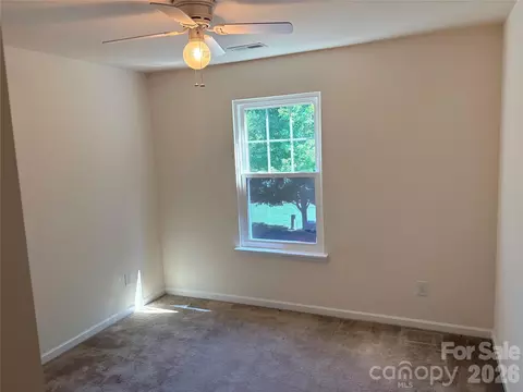 305 Sandy Spring Ln, Clover, SC 29710 photo 15