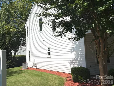 305 Sandy Spring Ln, Clover, SC 29710 photo 18