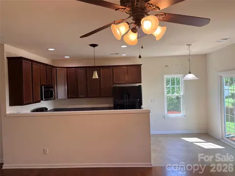305 Sandy Spring Ln, Clover, SC 29710 photo 8