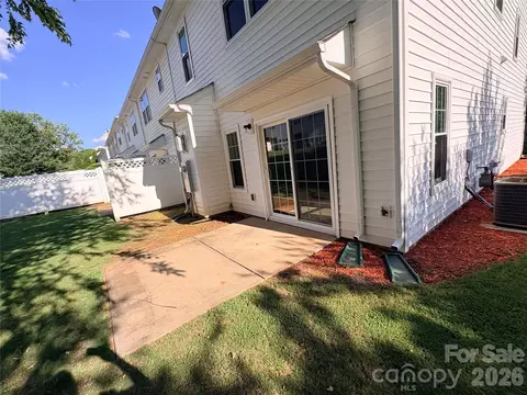 305 Sandy Spring Ln, Clover, SC 29710 photo 22