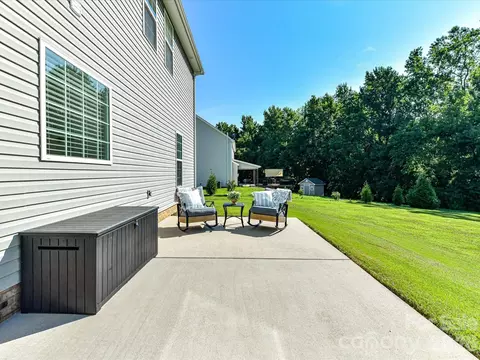 Exterior - 5912 Sikes Mill Rd, Monroe, NC 28110 photo 5 of 9